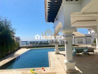 a-louer-villa-meublee-avec-jardin-piscine-vue-mer-et-foret-tanger