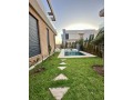 luxueuse-villa-moderne-neuve-piscine-verdure-small-5