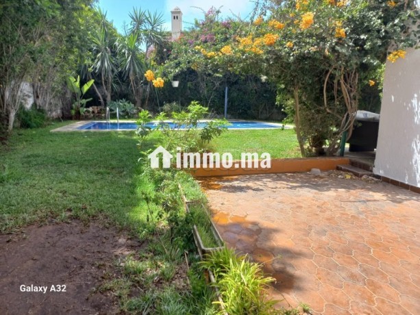 villa-de-haut-standing-a-louer-a-el-manar-el-hank-5-chambres-tout-confort-avec-cheminee-et-climatisation-big-0