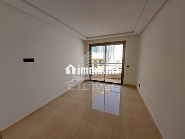 7-studios-a-louer-vide-ou-meuble-a-maarif-big-12