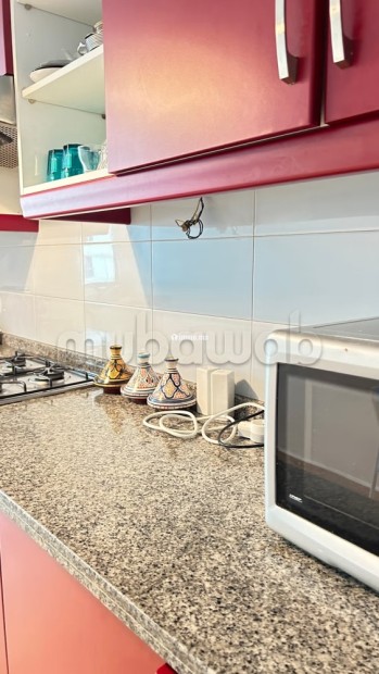 Location d'un appartement à De La Plage. Surface totale 95 m². Porte blindée, salon marocain traditionnel - Vente Immobilier - Tanger - photo 7