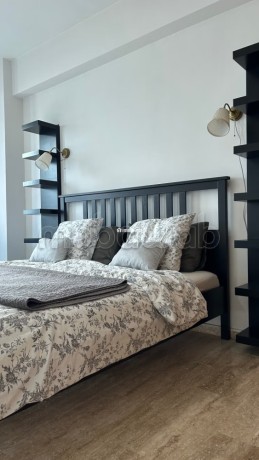 location-dun-appartement-a-de-la-plage-surface-totale-95-m2-porte-blindee-salon-marocain-traditionnel-big-10