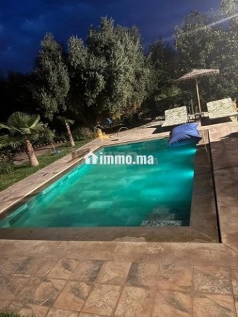 magnifique-villa-a-louer-avec-piscine-et-piscine-big-5