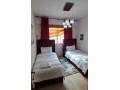 appartements-a-louer-a-de-la-plage-1-piece-salon-traditionnel-et-porte-blindee-small-6