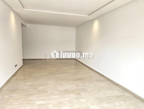 appartement-vide-valfly-big-1