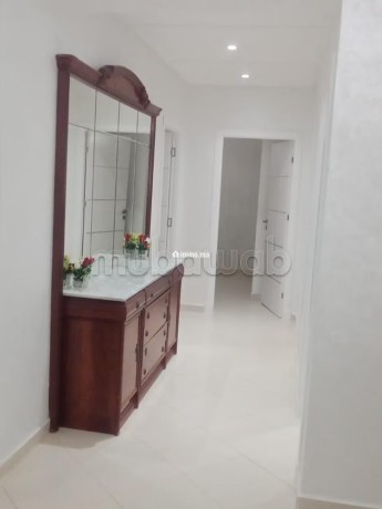 location-dun-appartement-a-de-la-plage-2-pieces-confortables-belle-terrasse-et-jardin-big-1