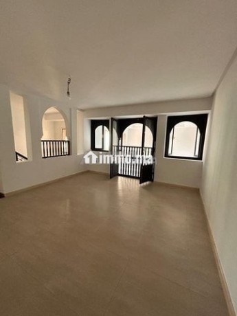 location-appartement-5-pieces-de-194-m2-a-marrakech-big-0
