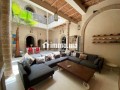 riad-renove-avec-gout-au-coeur-de-la-medina-small-11