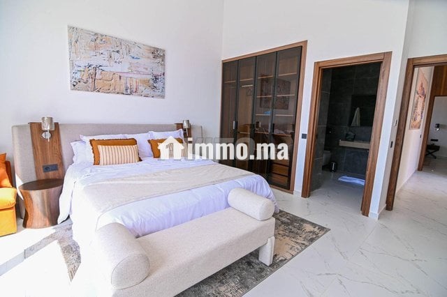 villas-plain-pied-4-suites-piscine-big-13