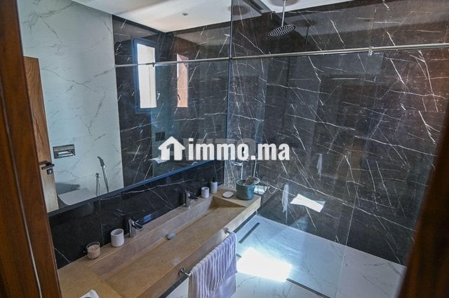 villas-plain-pied-4-suites-piscine-big-14