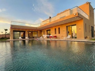 villa-tres-moderne-sur-marrakech