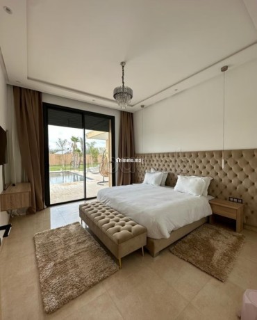 villa-tres-moderne-sur-marrakech-big-4
