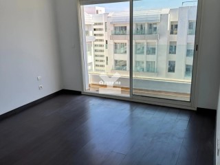 appartement-a-vendre-de-93-m2-dont-90-m2-habitables