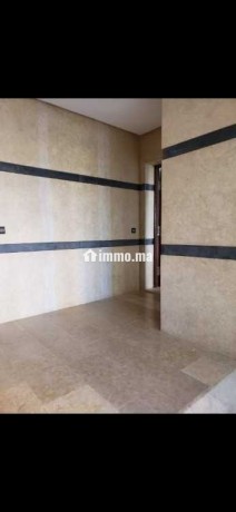 location-appartement-a-gzenaya-big-4