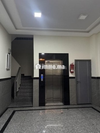 appartement-a-louer-76-m2-a-tanger-big-2