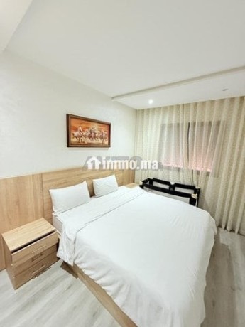 studio-confort-balcon-piscine-familiale-big-10