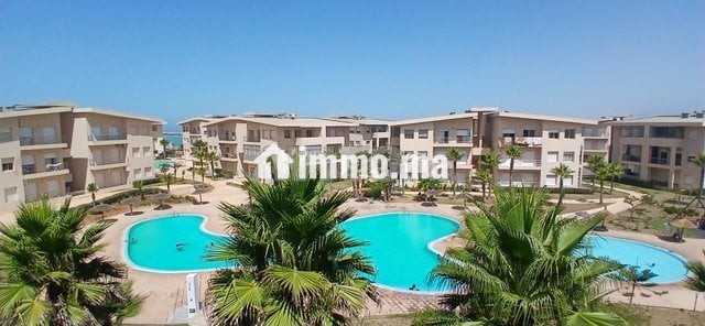 tres-bel-appartement-avec-vue-piscine-et-mer-big-0