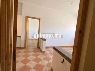 maison-ensoleillee-dans-un-bon-emplacement