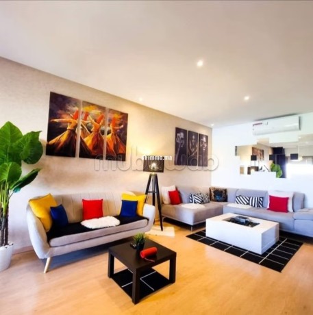 appartement-de-vacances-a-louer-en-centre-ville-superficie-100-m2-places-de-stationnement-et-jardin-big-0