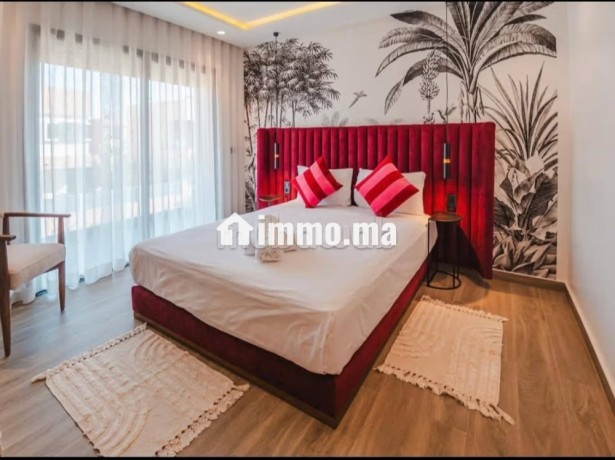 appartement-de-vacances-a-louer-en-centre-ville-superficie-100-m2-places-de-stationnement-et-jardin-big-1