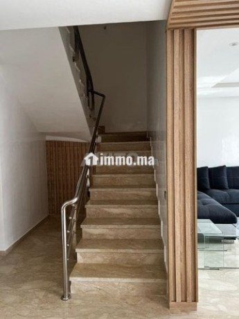 duplex-avec-jardin-meuble-big-15
