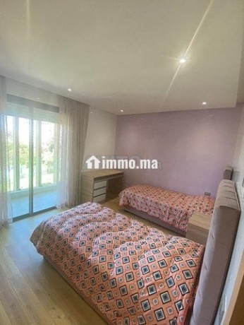 duplex-avec-jardin-meuble-big-19