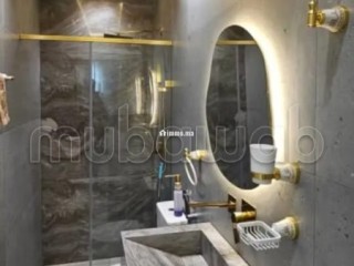 Location d'un appartement en Centre ville. 3 grandes pièces. Vue imprenable sur la mer, double vitrage - Appartement à vendre