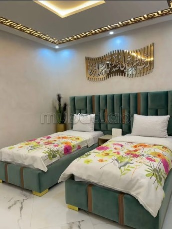 location-dun-appartement-en-centre-ville-3-grandes-pieces-vue-imprenable-sur-la-mer-double-vitrage-big-1