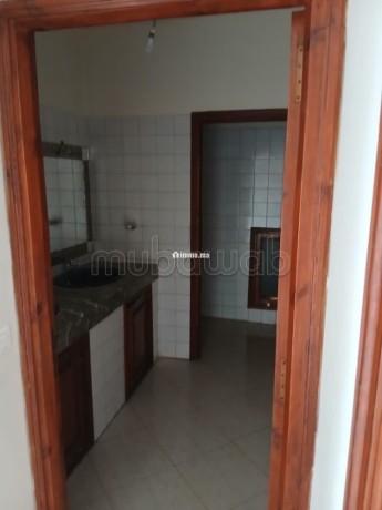 vente-villa-de-luxe-a-riyad-4-grandes-pieces-terrasse-et-jardin-big-3