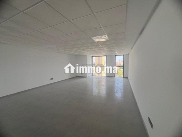 bureau-et-plateau-en-location-big-3