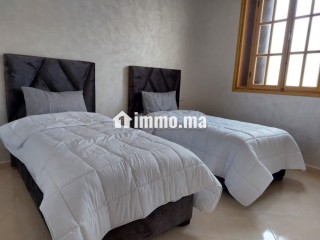 appartement-de-vacances-a-louer-a-arriere-pays-2-pieces-places-de-parking-et-beau-jardin