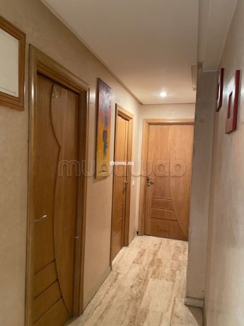 tres-bel-appartement-en-location-a-franceville-surface-de-90-m2-salon-typique-marocain-residence-securisee-big-1
