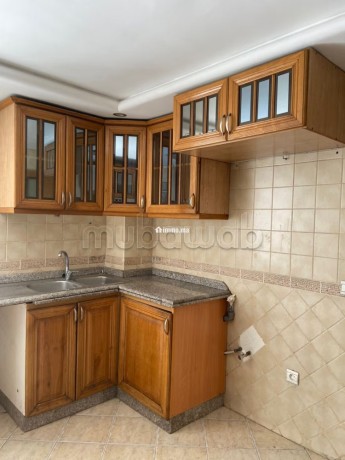 tres-bel-appartement-en-location-a-franceville-surface-de-90-m2-salon-typique-marocain-residence-securisee-big-2