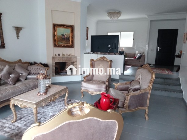 villa-route-sidi-rahal-a-vendre-big-0