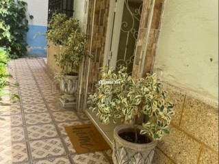 Location d'un appartement à M'Diq. 2 chambres agréables. Salon Marocain, sécurité - Appartement à vendre