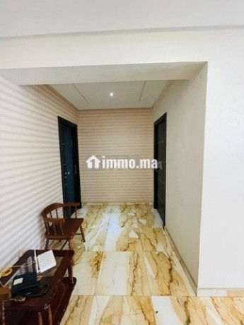 vente-dune-villa-de-378-m2-bir-rami-el-menzeh-big-11