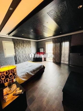 vente-dune-villa-de-378-m2-bir-rami-el-menzeh-big-14