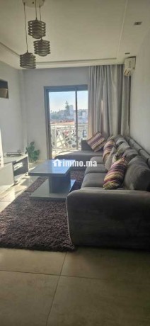 studio-au-quartier-des-hopitaux-big-0