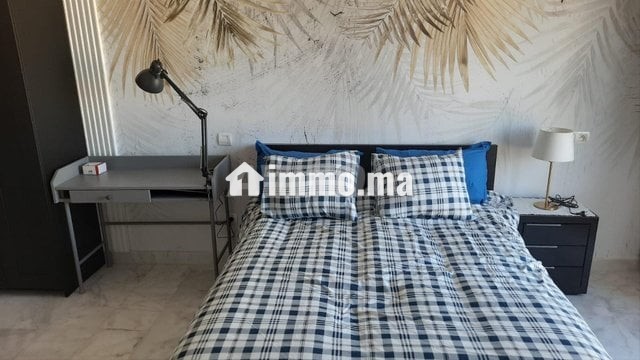 luxueux-studio-meuble-a-oasis-big-1