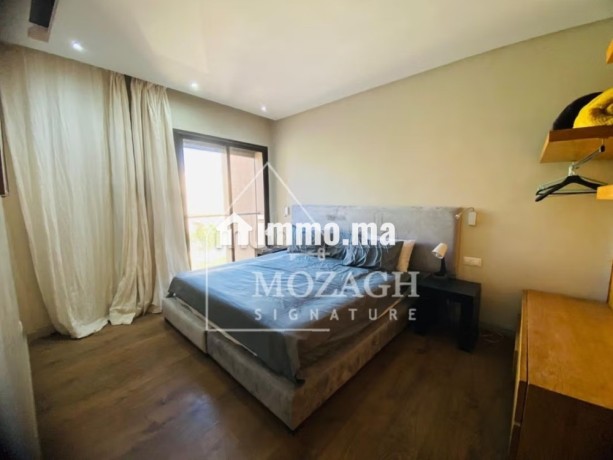 magnifique-villa-piscine-sur-residence-golfique-big-11