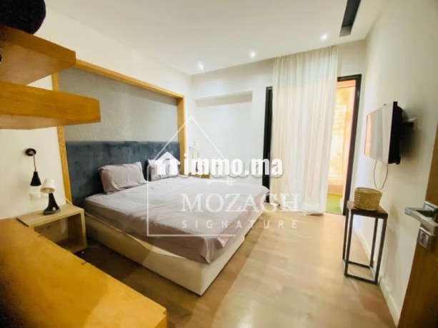 magnifique-villa-piscine-sur-residence-golfique-big-14