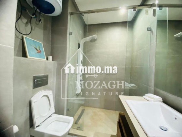 magnifique-villa-piscine-sur-residence-golfique-big-16