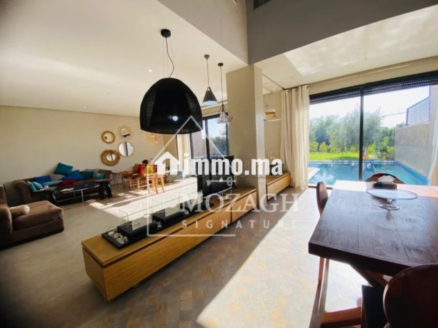magnifique-villa-piscine-sur-residence-golfique-big-5