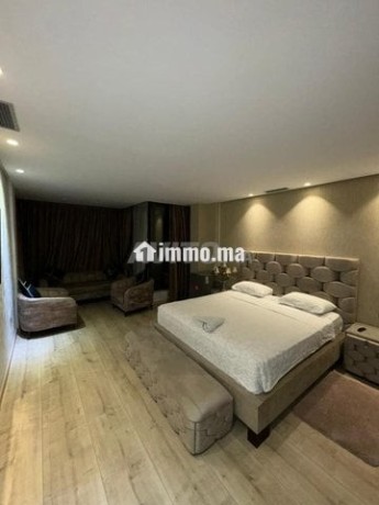luxurious-apartment-on-the-sea-big-8