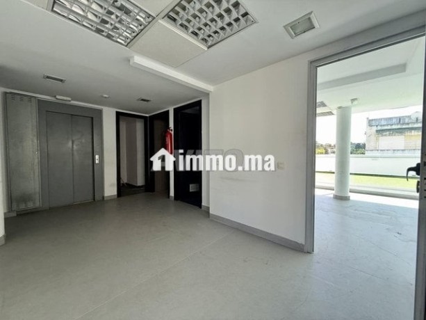plateau-bureau-300-m2-a-louer-a-agdal-big-1