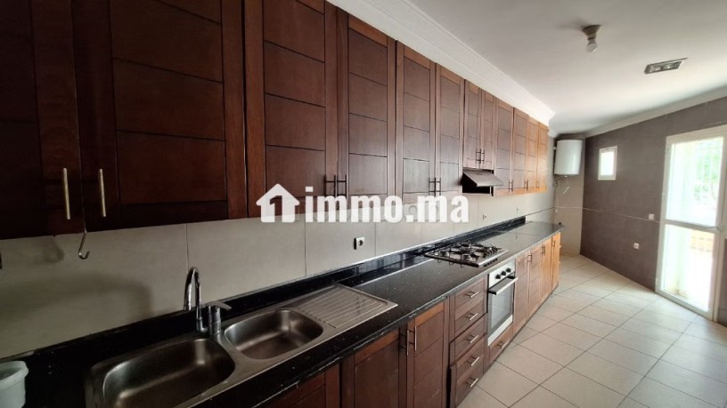 apt-169-m2-3-chambres-terrasse-ensoleillee-big-3