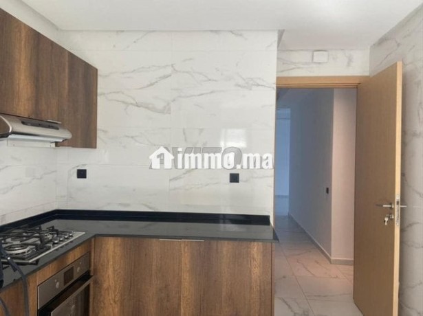 tres-bel-appartement-a-louer-130-m2-a-harhoura-big-16