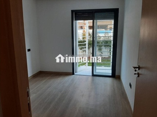 tres-bel-appartement-a-louer-130-m2-a-harhoura-big-3