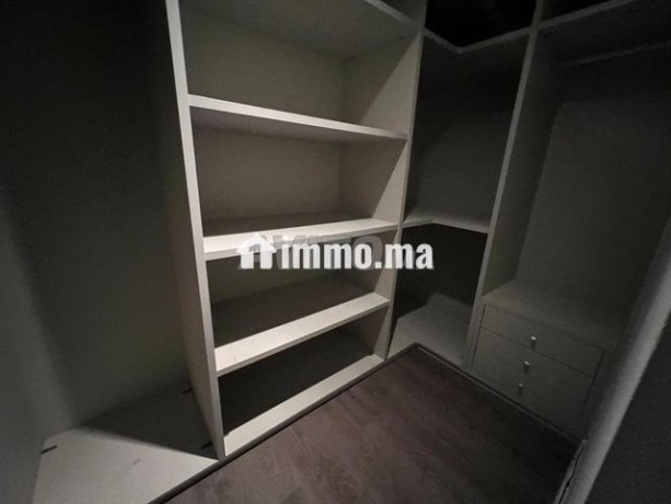 appartement-a-louer-220-m2-a-casablanca-big-4