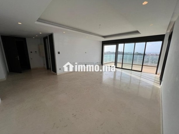 appartement-a-louer-220-m2-a-casablanca-big-5